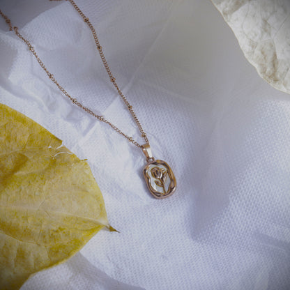 The rose pendant